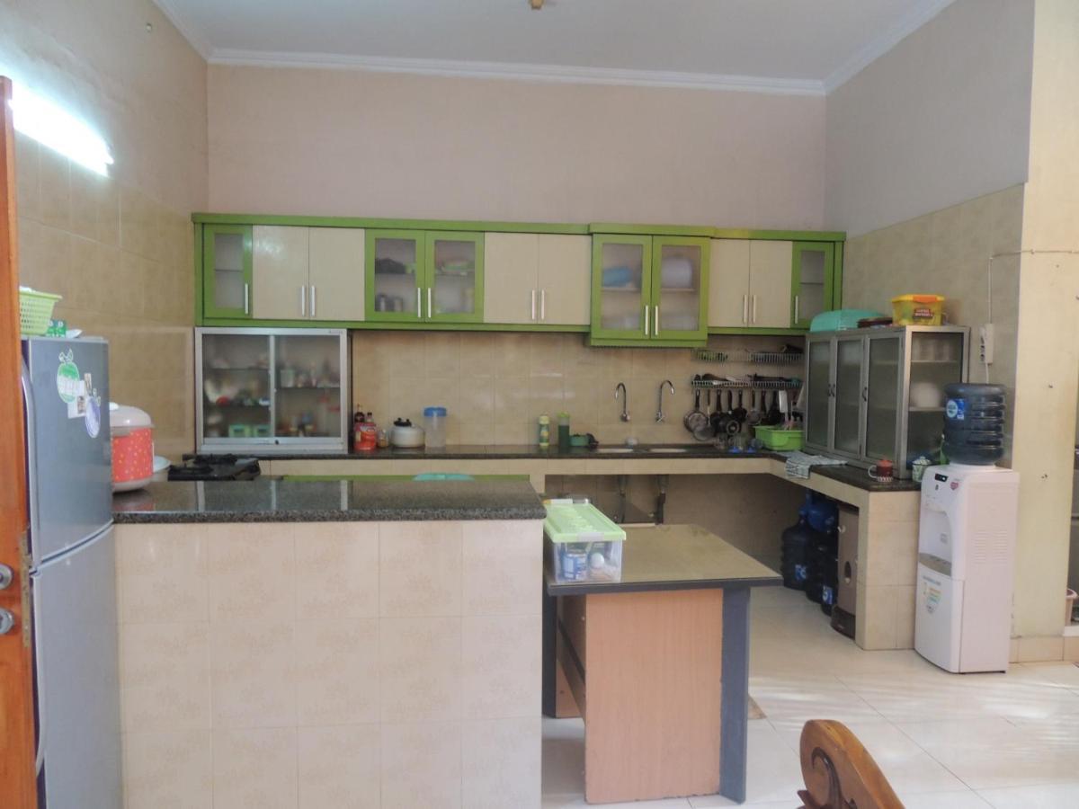 Shabrina Homestay Syariah Kalasan Zewnętrze zdjęcie