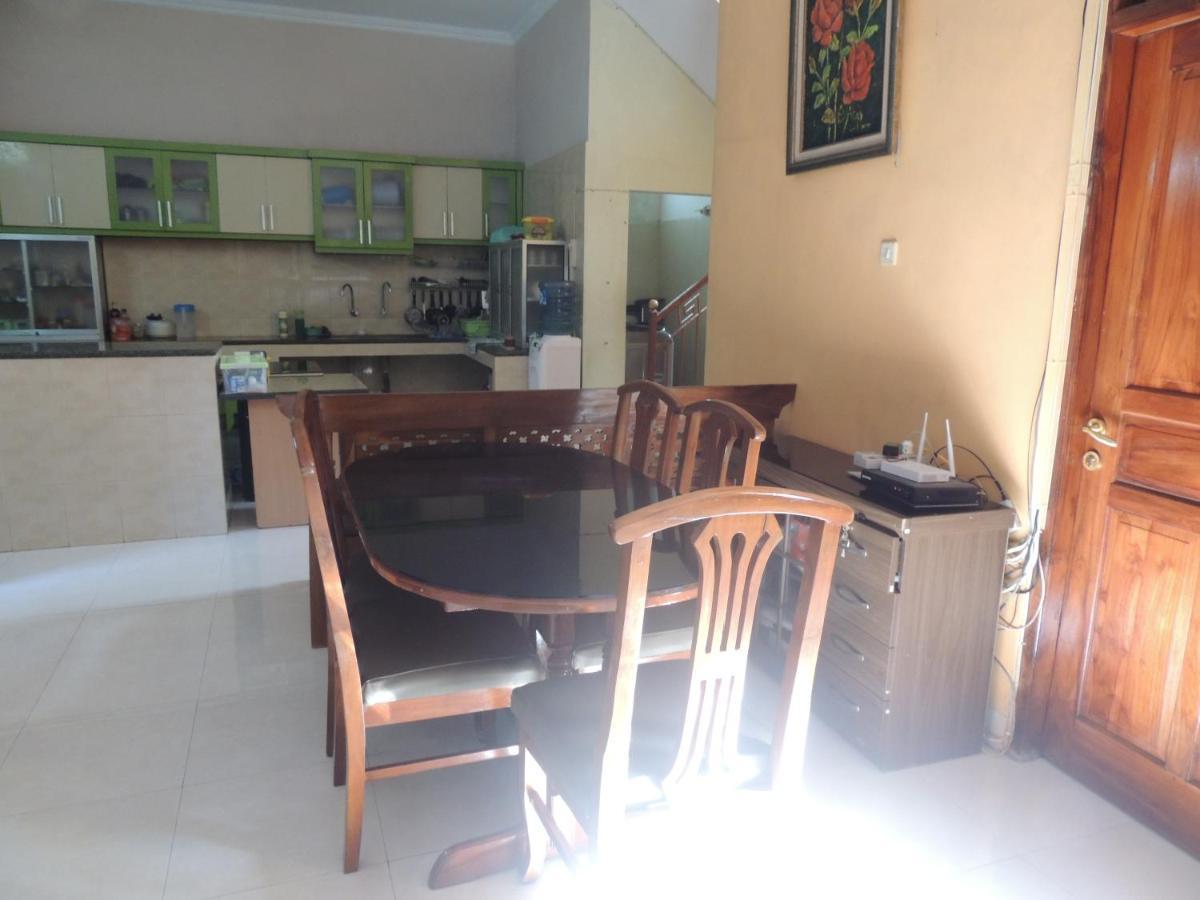Shabrina Homestay Syariah Kalasan Zewnętrze zdjęcie